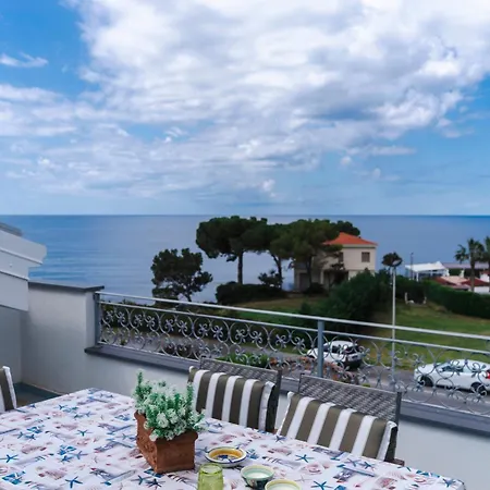 Lägenhet House Of Poseidon - Luxury Diamante